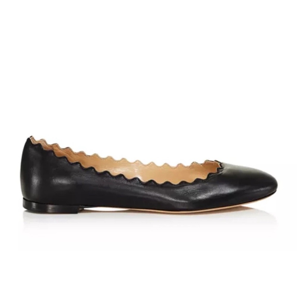 Chloe Women's Lauren Scalloped Ballet Ballerinas Flats, Black - Picture 2 of 5